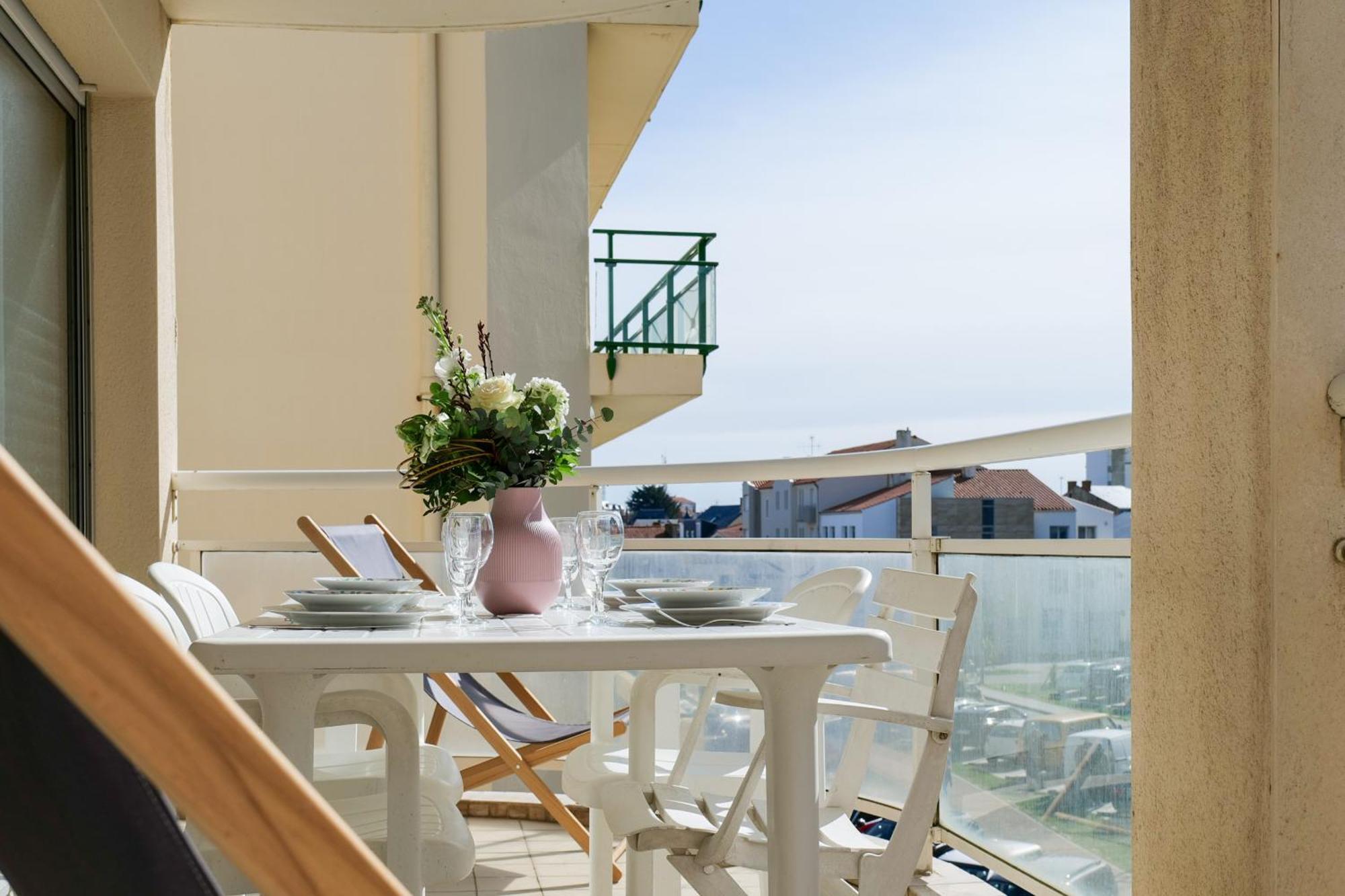 Joli Appartement Idealement Situe A Deux Pas De La Grande Plage - 4 Pers Les Sables-dʼOlonne Eksteriør bilde